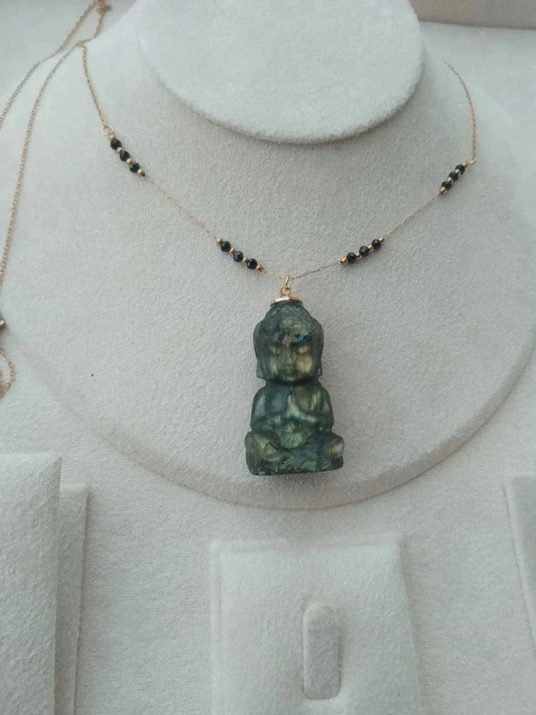 Collier sautoir bouddha en pierre de labradorite – photo 2